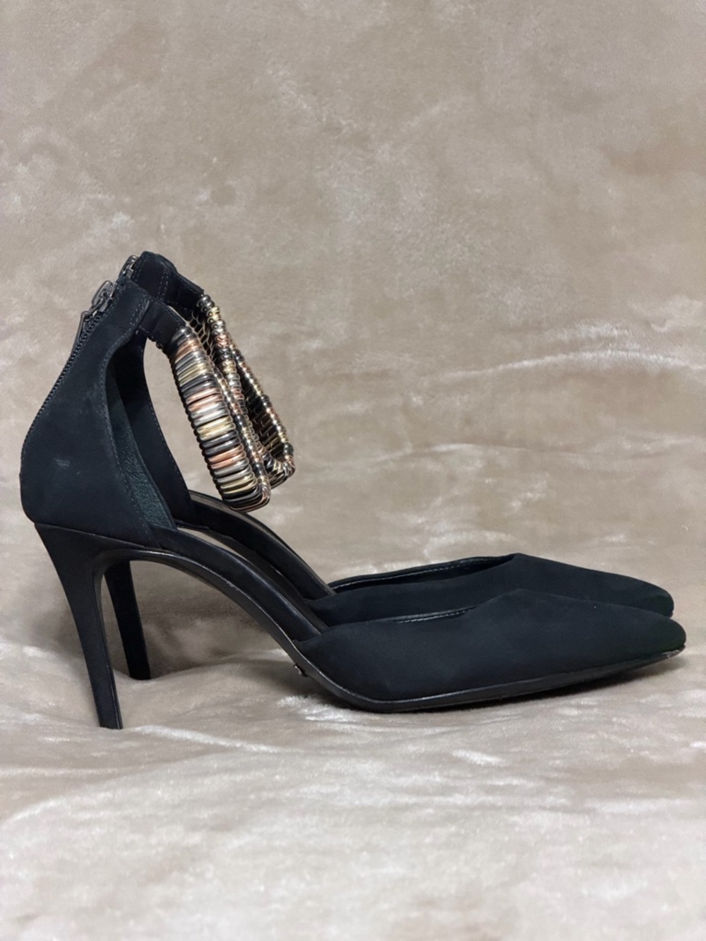 Schutz Katiusia Black suede Mixed Metal Ankle Strap Heels Sz 8